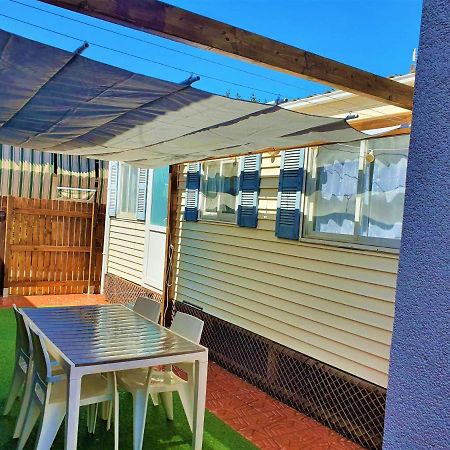 Отель Casita Movil En Camping De La Manga Экстерьер фото